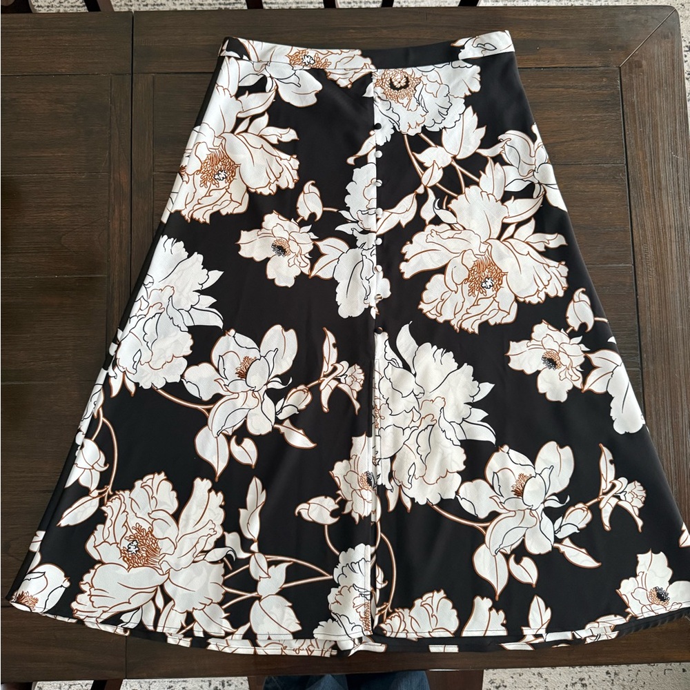 Apt. 9 White and Black A-Line Skirt